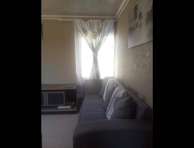 2 BEDROOM HOUSE FOR SALE IN PALM SPRINGS